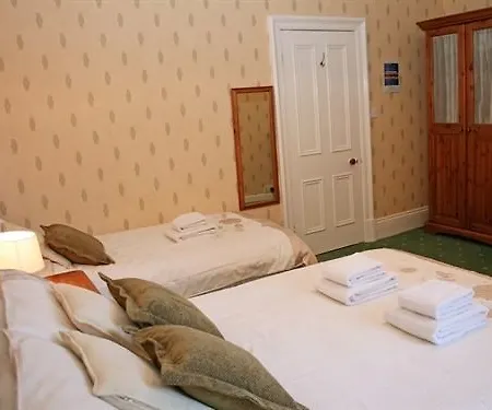 Olivers Hotel